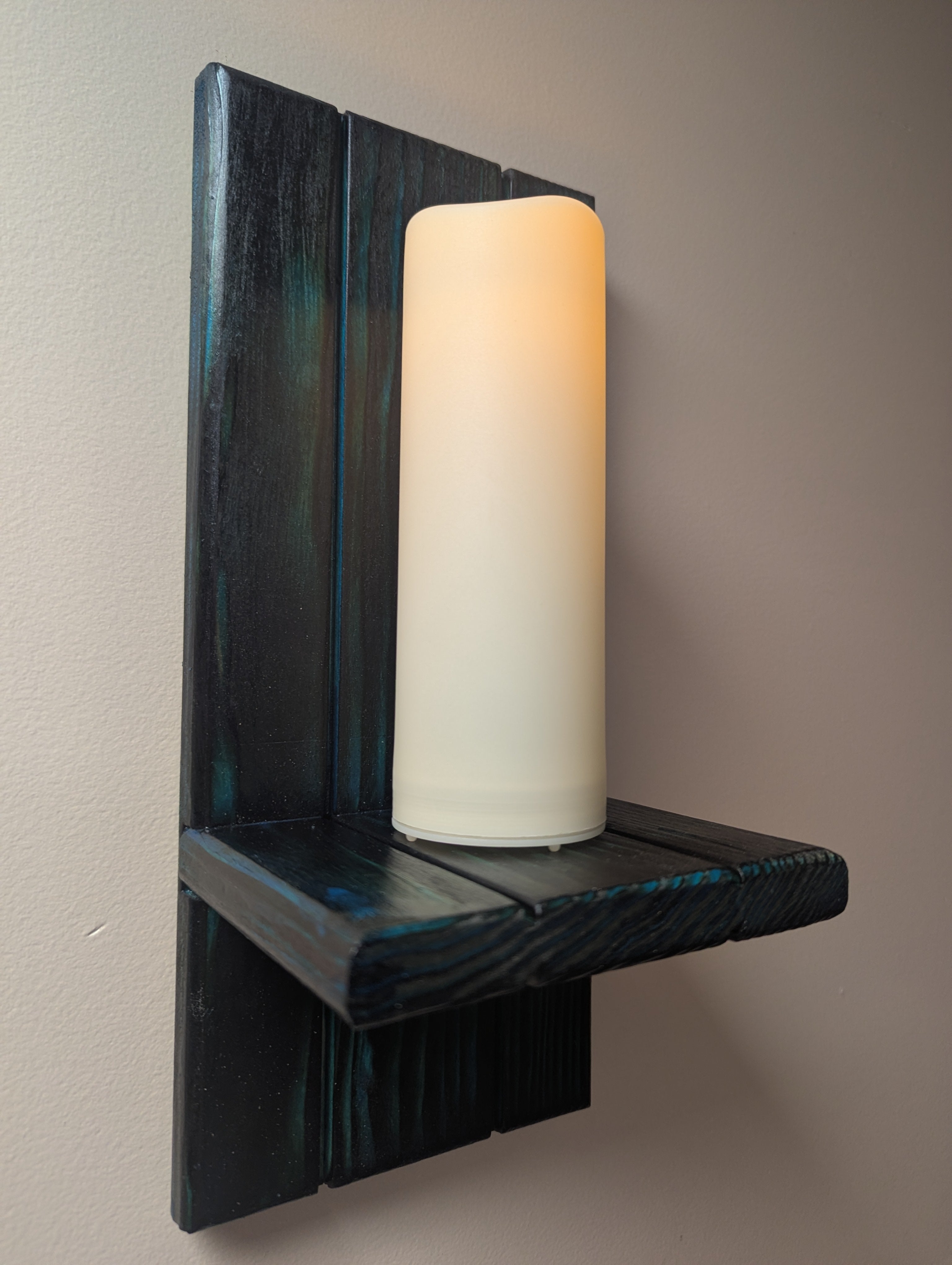 Small wall sconce