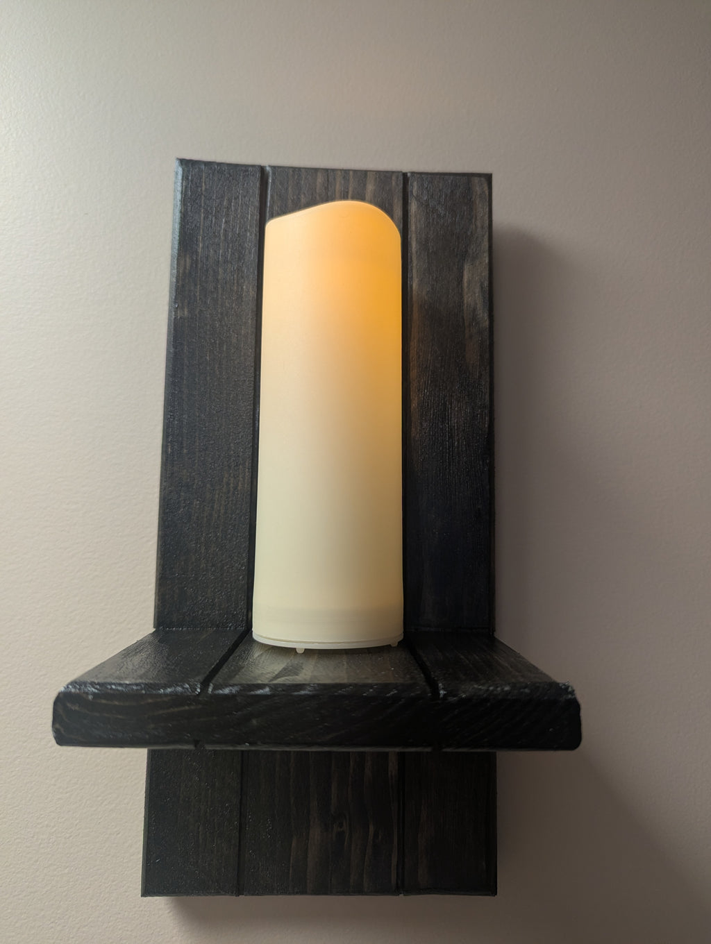 Small wall sconce
