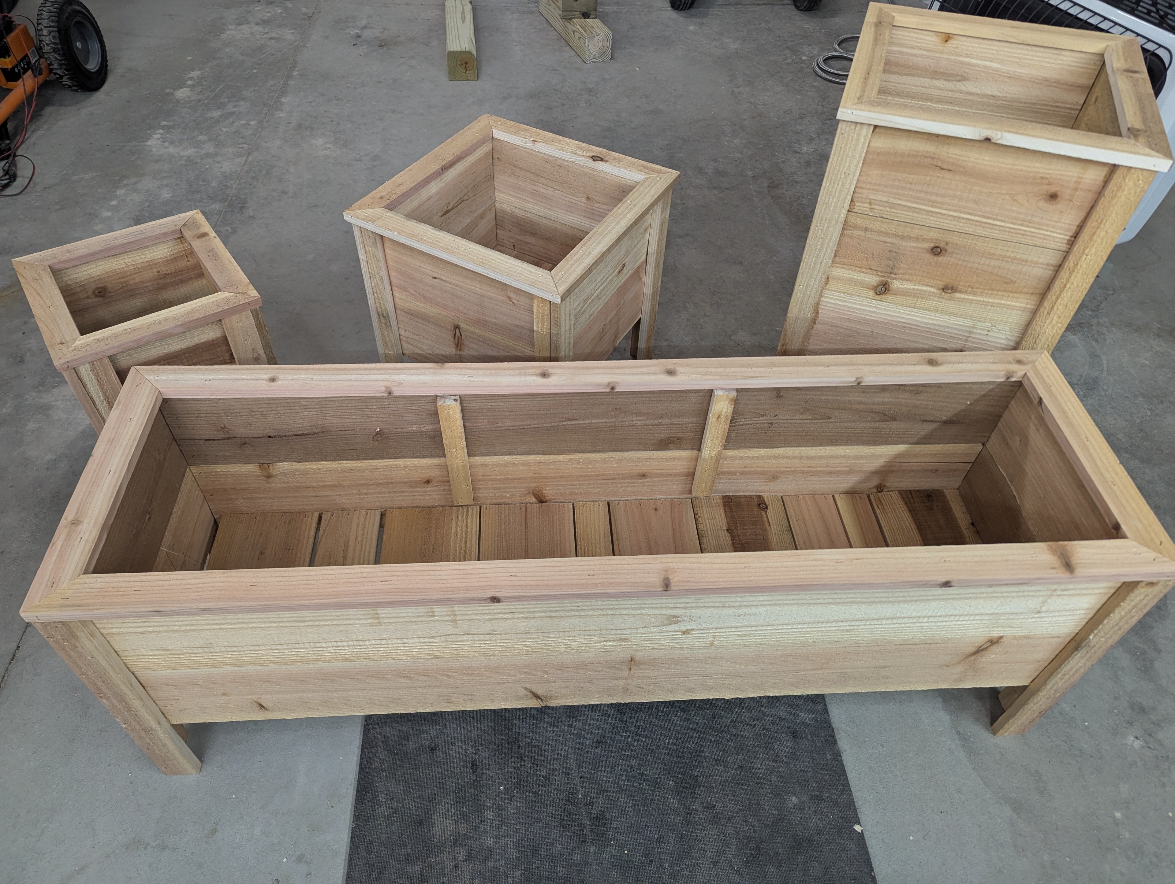4 Ft. Cedar Planter Box